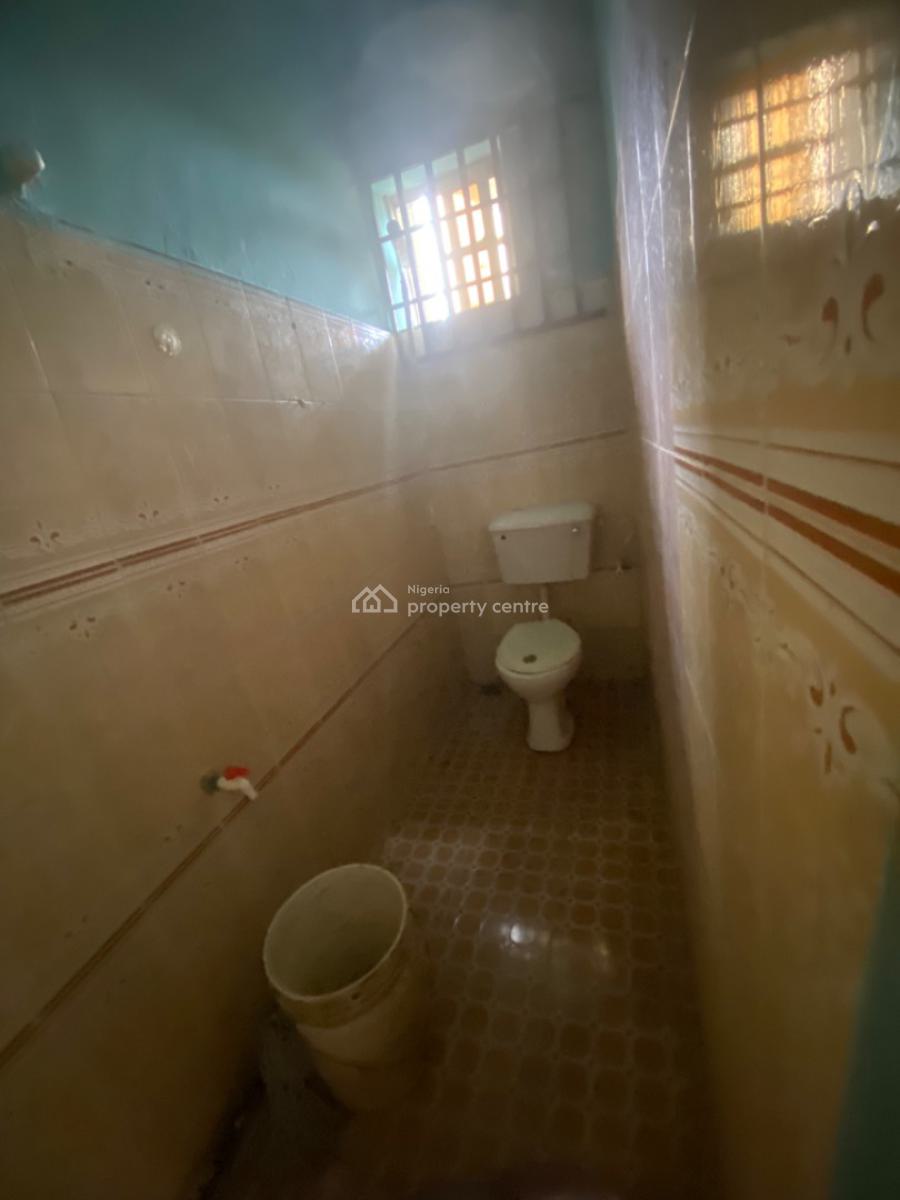 Luxuriously Spacious Self Contain, No. 14b Femi Street, Bogije, Ibeju Lekki, Lagos, Self Contain (single Rooms) for Rent