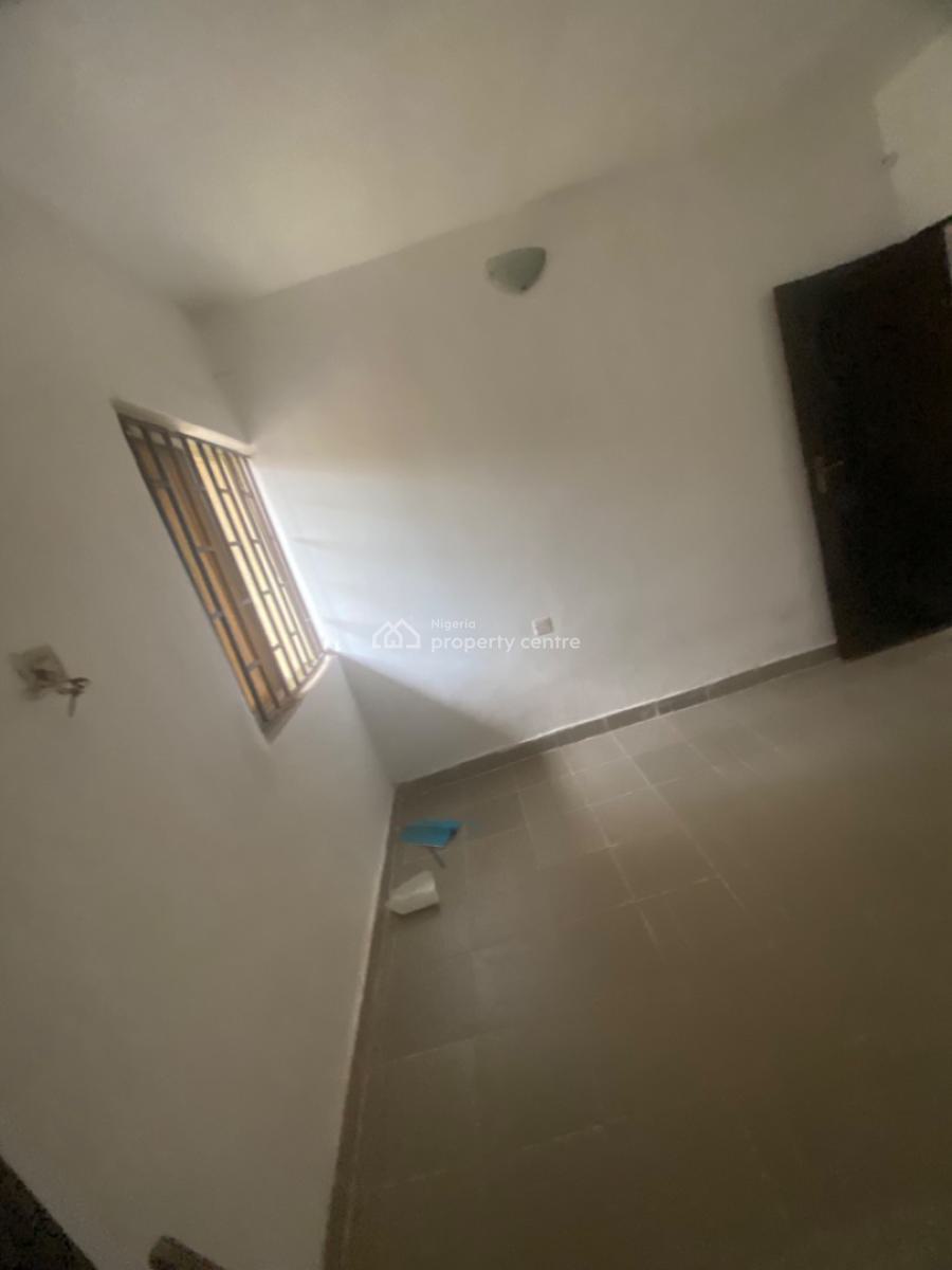 Luxuriously Spacious Self Contain, No. 14b Femi Street, Sangotedo, Ajah, Lagos, Self Contain (single Rooms) for Rent