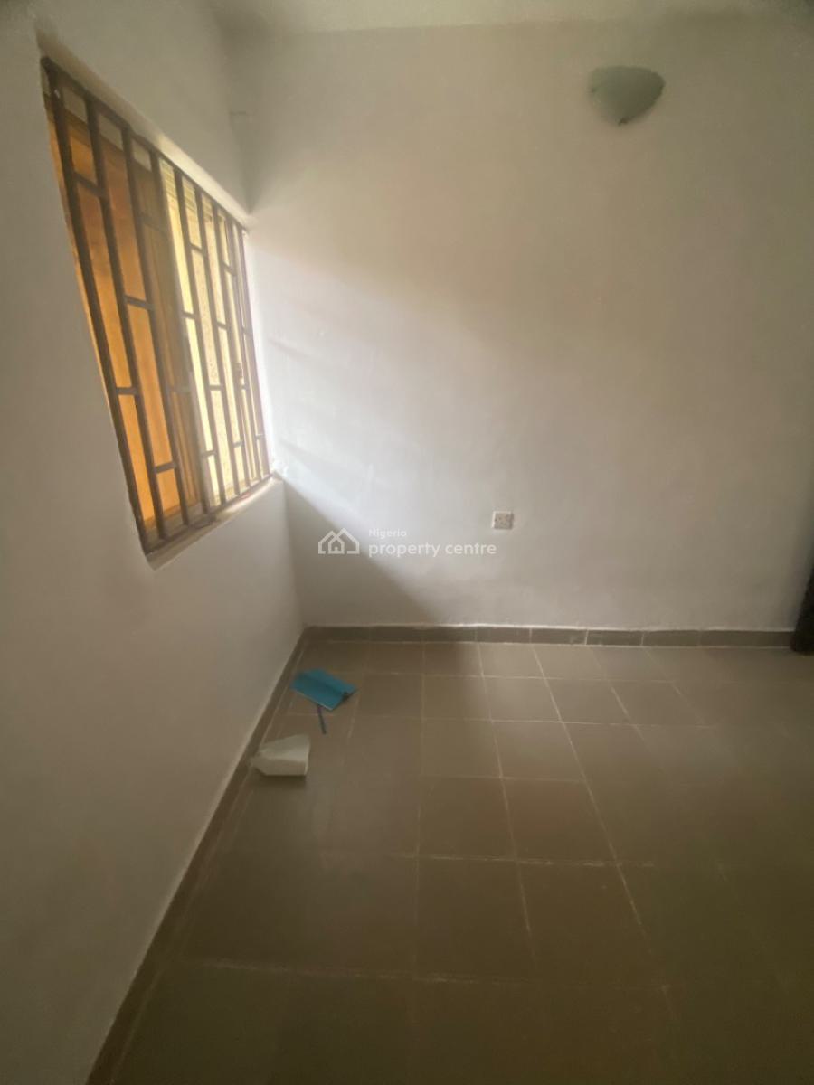 Luxuriously Spacious Self Contain, No. 14b Femi Street, Sangotedo, Ajah, Lagos, Self Contain (single Rooms) for Rent
