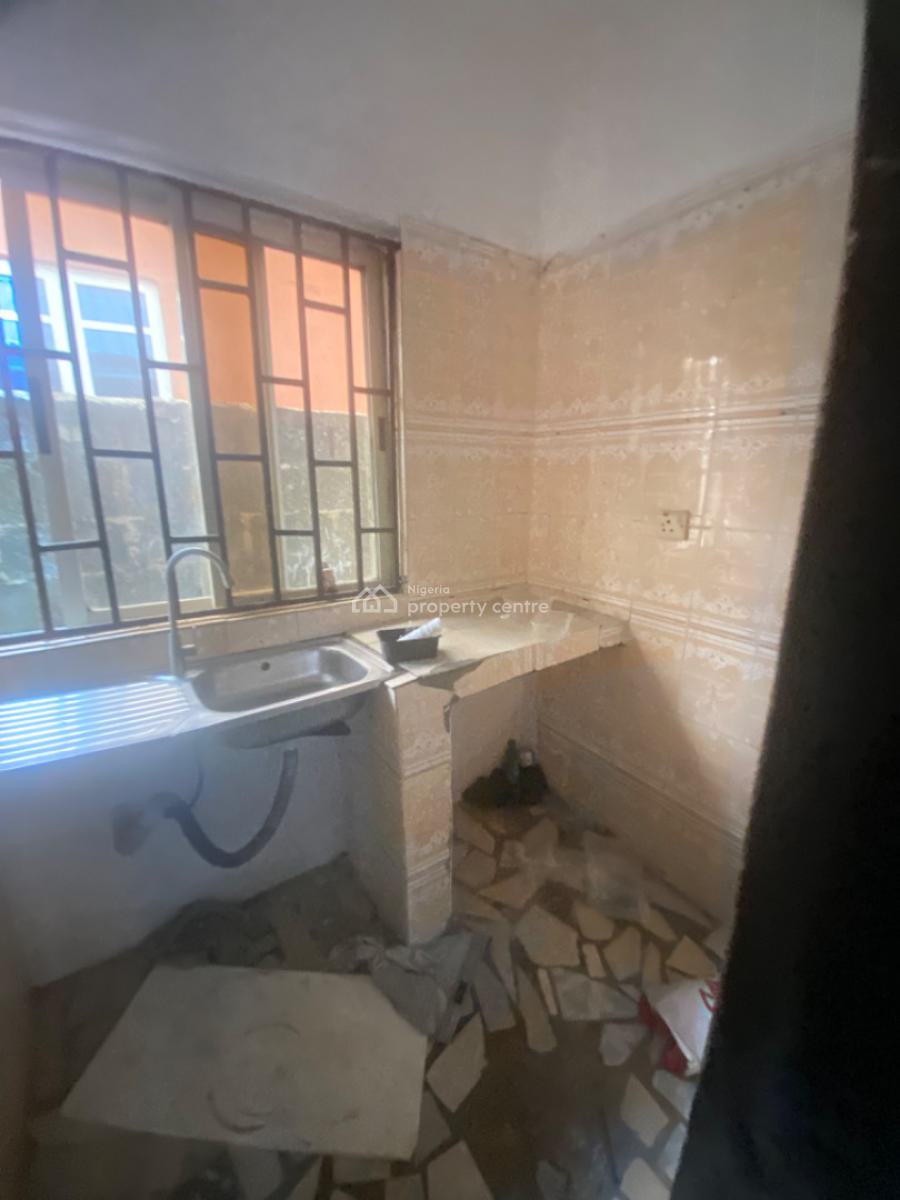 Luxuriously Spacious Self Contain, No. 14b Femi Street, Sangotedo, Ajah, Lagos, Self Contain (single Rooms) for Rent