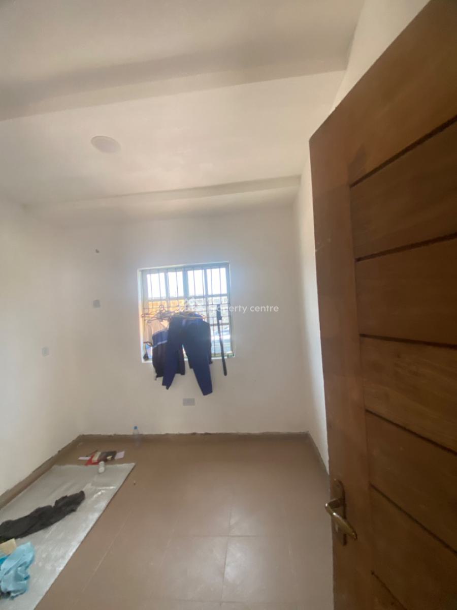 Luxuriously Spacious Mini Flat, No. 14b, Femi Street, Abijo, Lekki, Lagos, Mini Flat (room and Parlour) for Rent