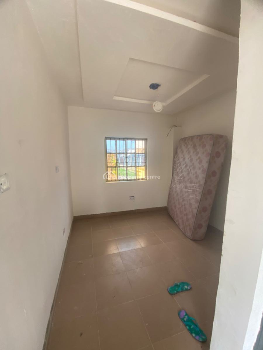 Luxuriously Spacious Mini Flat, No. 14b, Femi Street, Abijo, Lekki, Lagos, Mini Flat (room and Parlour) for Rent