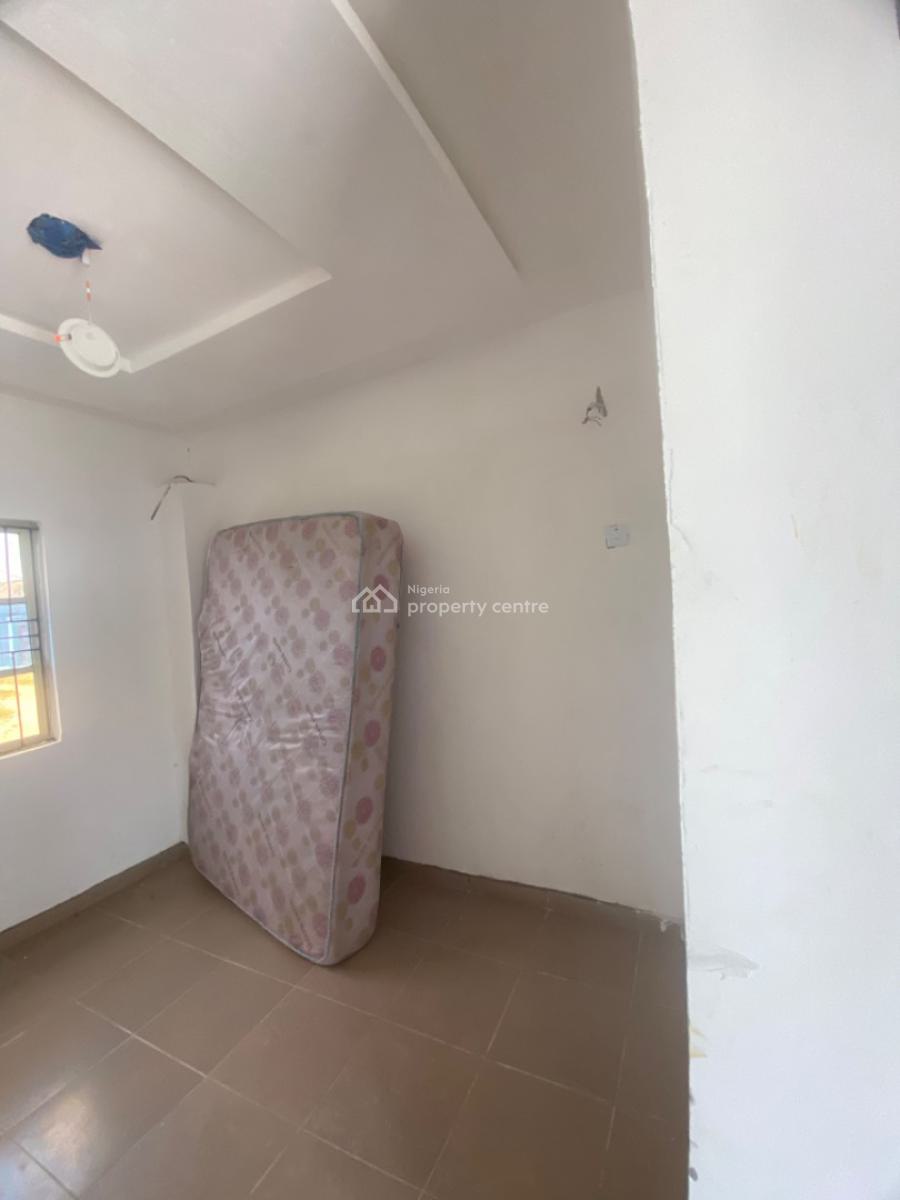 Luxuriously Spacious Mini Flat, No. 14b, Femi Street, Abijo, Lekki, Lagos, Mini Flat (room and Parlour) for Rent