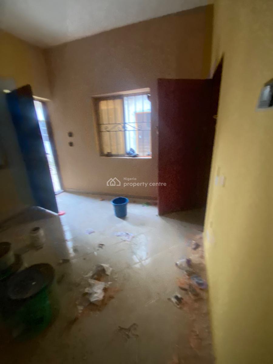 Luxuriously Spacious Spacious Self Contain, No. 14b, Femi Street, Bogije, Ibeju Lekki, Lagos, Self Contain (single Rooms) for Rent