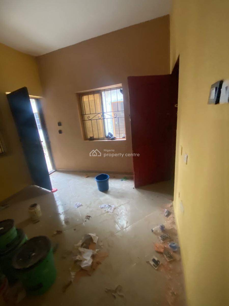 Luxuriously Spacious Spacious Self Contain, No. 14b, Femi Street, Bogije, Ibeju Lekki, Lagos, Self Contain (single Rooms) for Rent