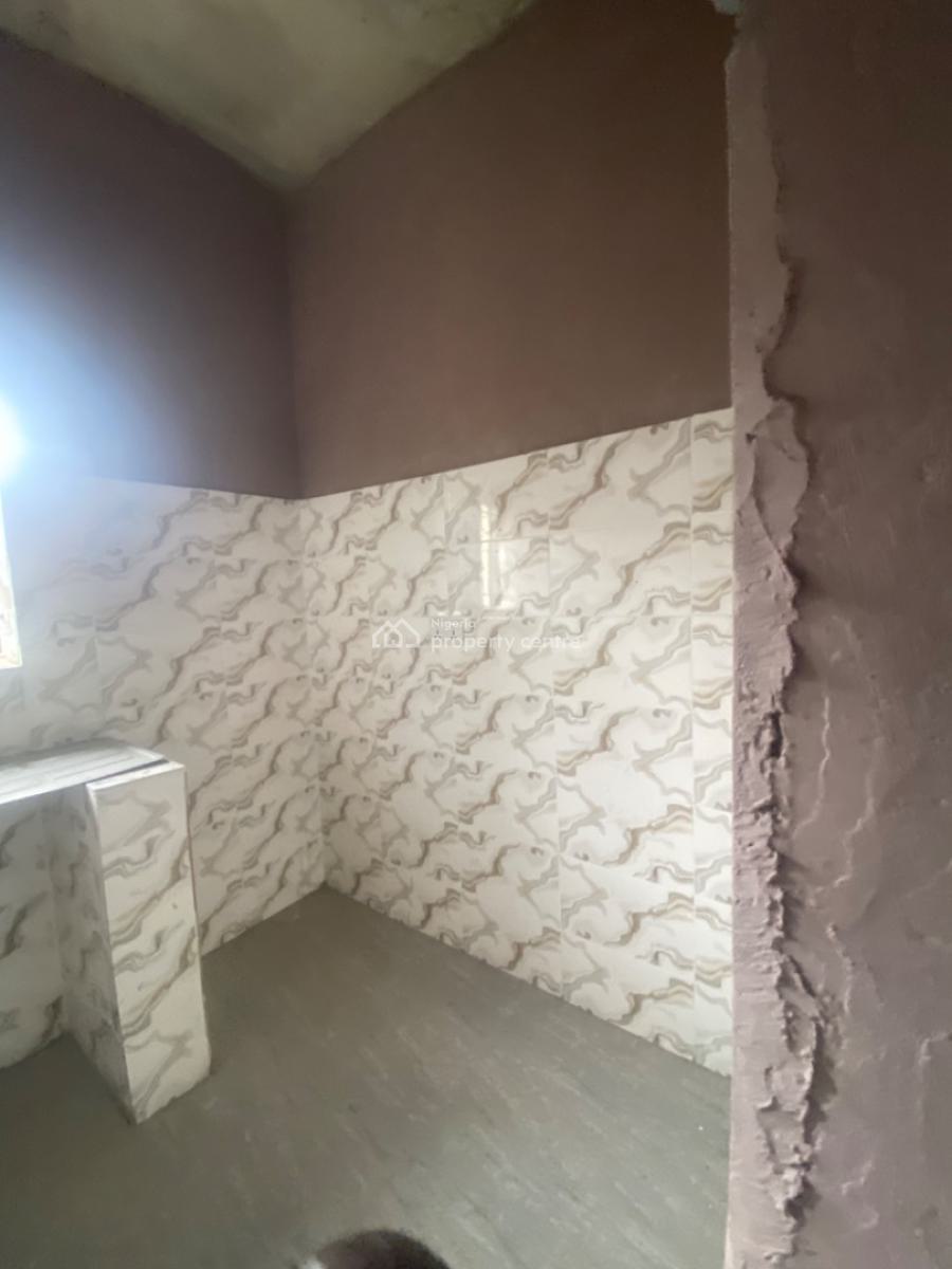 Luxuriously Spacious Self Contain, No. 14b, Femi Street, Bogije, Ibeju Lekki, Lagos, Self Contain (single Rooms) for Rent