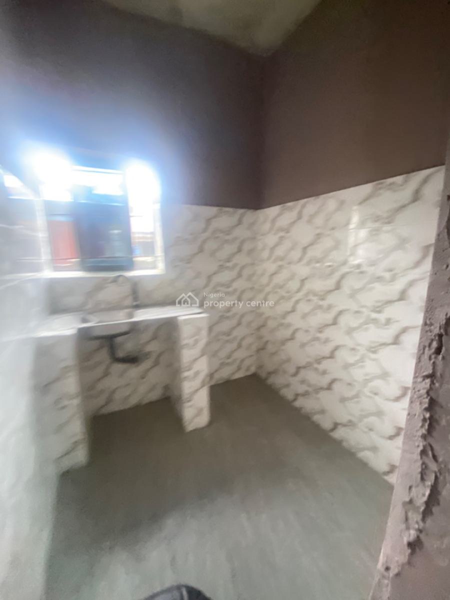 Luxuriously Spacious Self Contain, No. 14b, Femi Street, Bogije, Ibeju Lekki, Lagos, Self Contain (single Rooms) for Rent