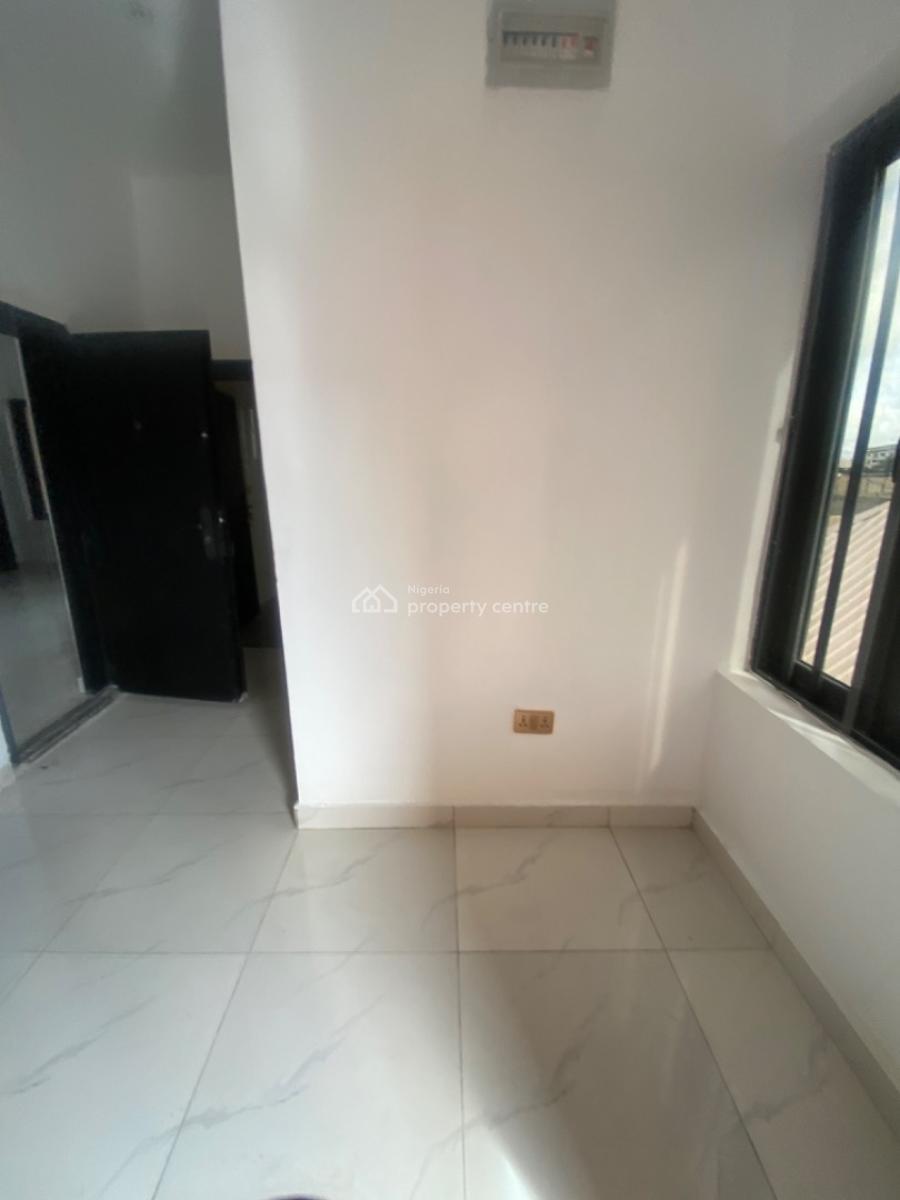 Luxuriously Spacious Standard Mini Flat, No. 14b, Femi Street, Awoyaya, Ibeju Lekki, Lagos, Mini Flat (room and Parlour) for Rent