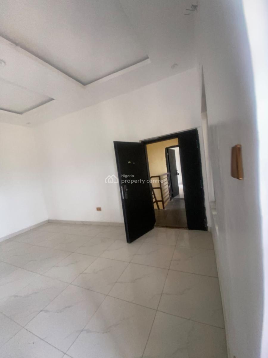 Luxuriously Spacious Standard Mini Flat, No. 14b, Femi Street, Awoyaya, Ibeju Lekki, Lagos, Mini Flat (room and Parlour) for Rent