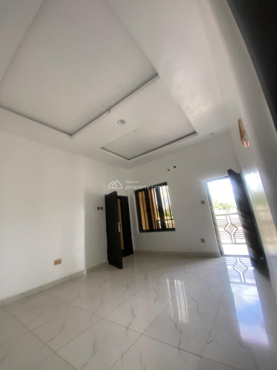 Luxuriously Spacious Standard Mini Flat, No. 14b, Femi Street, Awoyaya, Ibeju Lekki, Lagos, Mini Flat (room and Parlour) for Rent