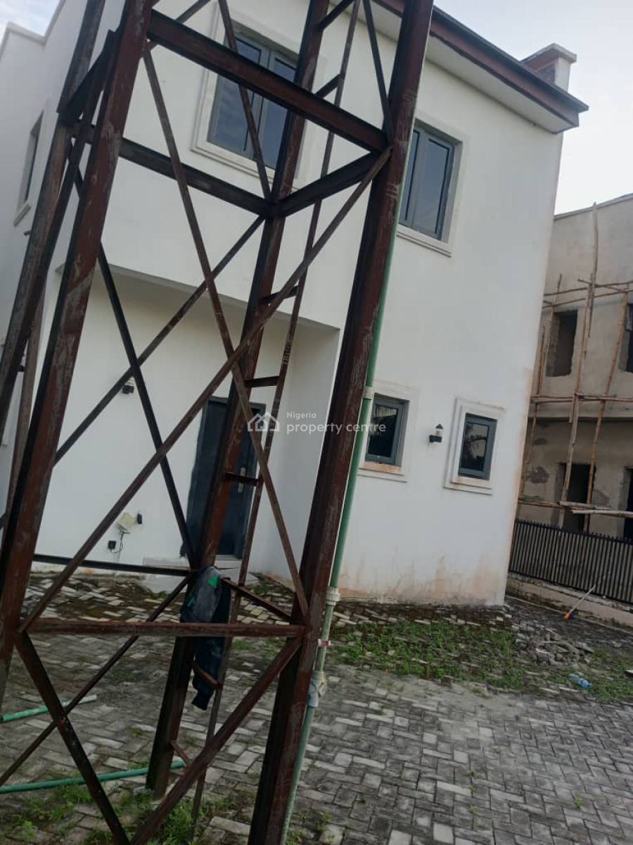 Luxurious 4 Bedroom Spacious Duplex, Adj. Shoprite Novare Mall - Amity, Sangotedo, Ajah, Lagos, Detached Duplex for Sale