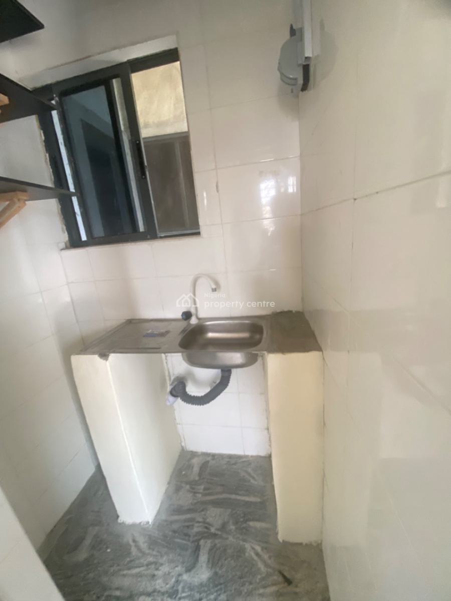 Luxuriously Spacious Nice Self Contain, No 25 Omolola Close, Awoyaya, Ibeju Lekki, Lagos, Self Contain (single Rooms) for Rent