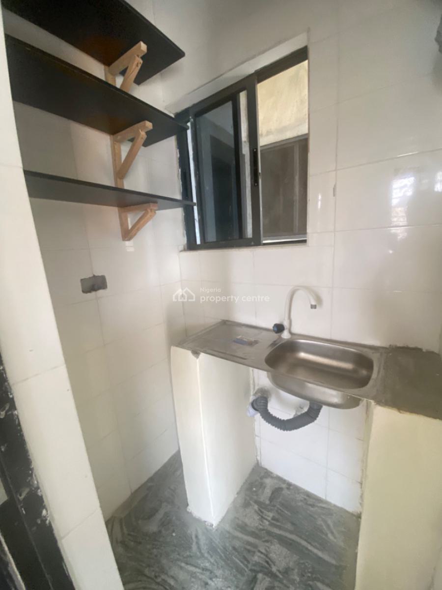 Luxuriously Spacious Nice Self Contain, No 25 Omolola Close, Awoyaya, Ibeju Lekki, Lagos, Self Contain (single Rooms) for Rent