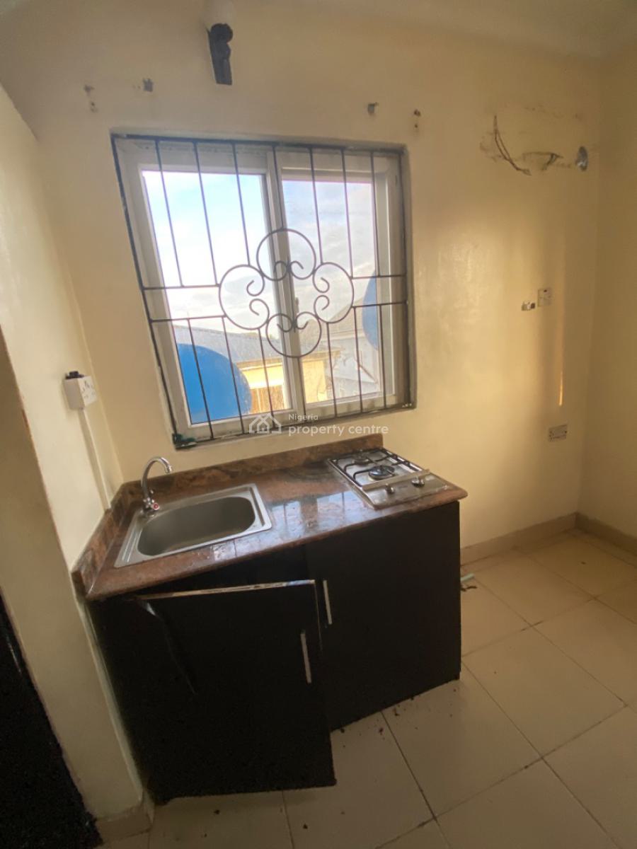 Luxuriously Spacious Nice Studio Apartments, No 25 Omolola Close, Sangotedo, Ajah, Lagos, Self Contain (single Rooms) for Rent