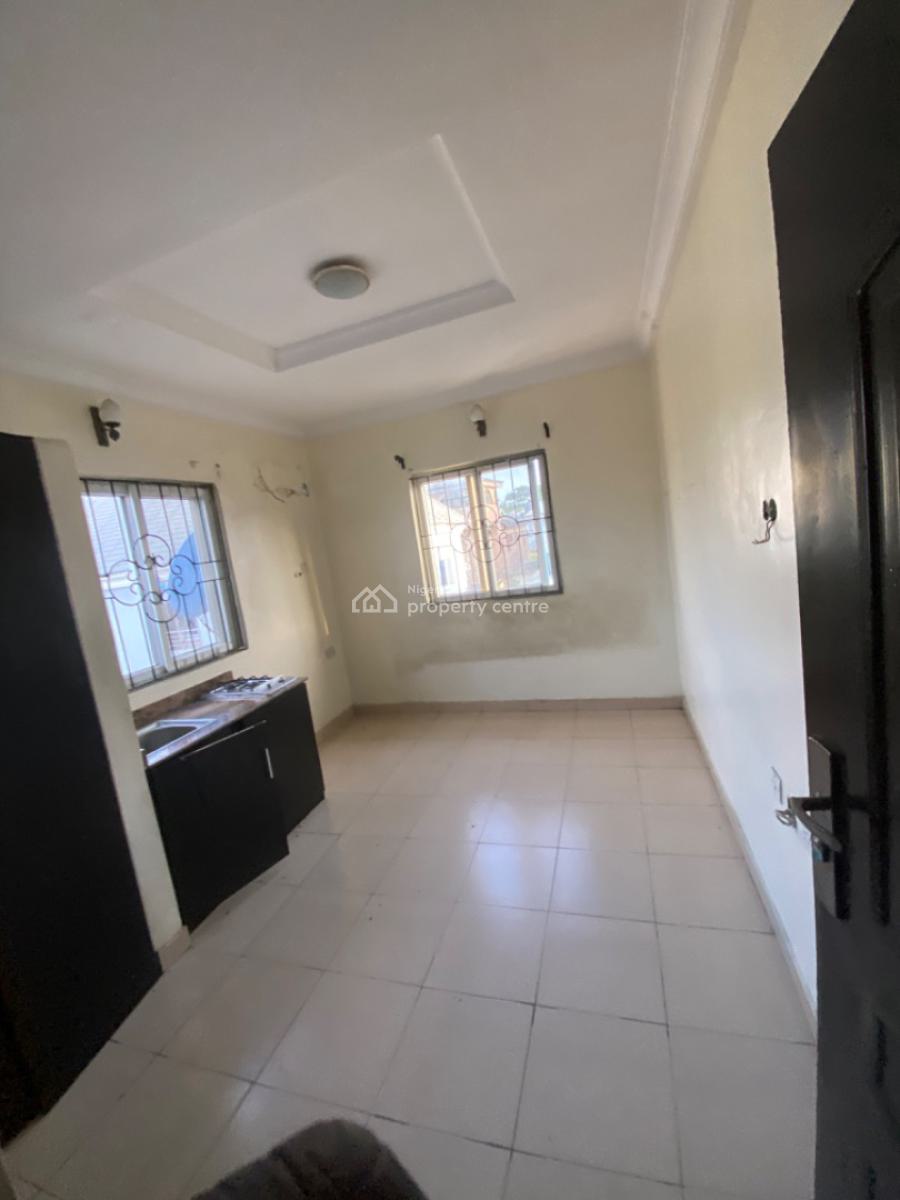 Luxuriously Spacious Nice Studio Apartments, No 25 Omolola Close, Sangotedo, Ajah, Lagos, Self Contain (single Rooms) for Rent