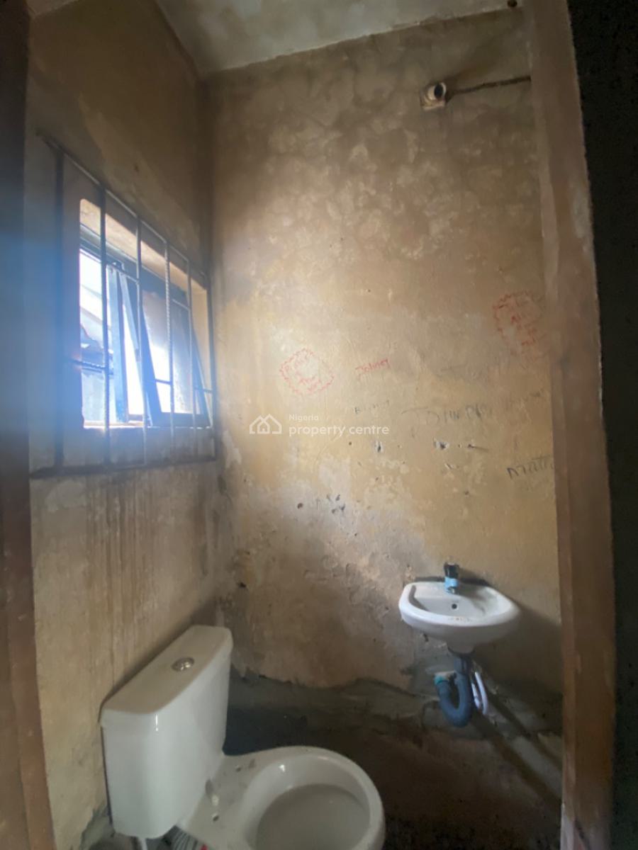 Luxuriously Spacious Nice Self Contain Apartments, No 25 Omolola Close, Sangotedo, Ajah, Lagos, Self Contain (single Rooms) for Rent