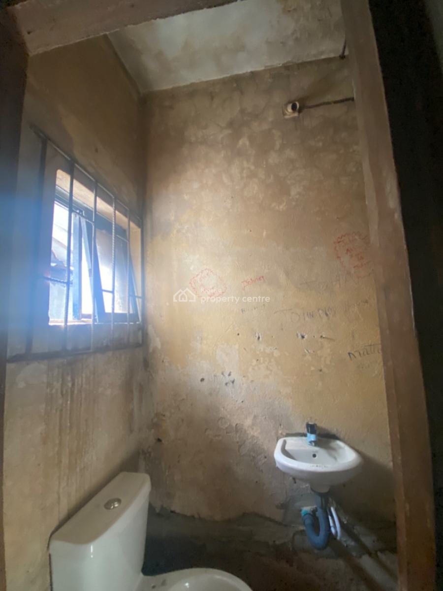 Luxuriously Spacious Nice Self Contain Apartments, No 25 Omolola Close, Sangotedo, Ajah, Lagos, Self Contain (single Rooms) for Rent