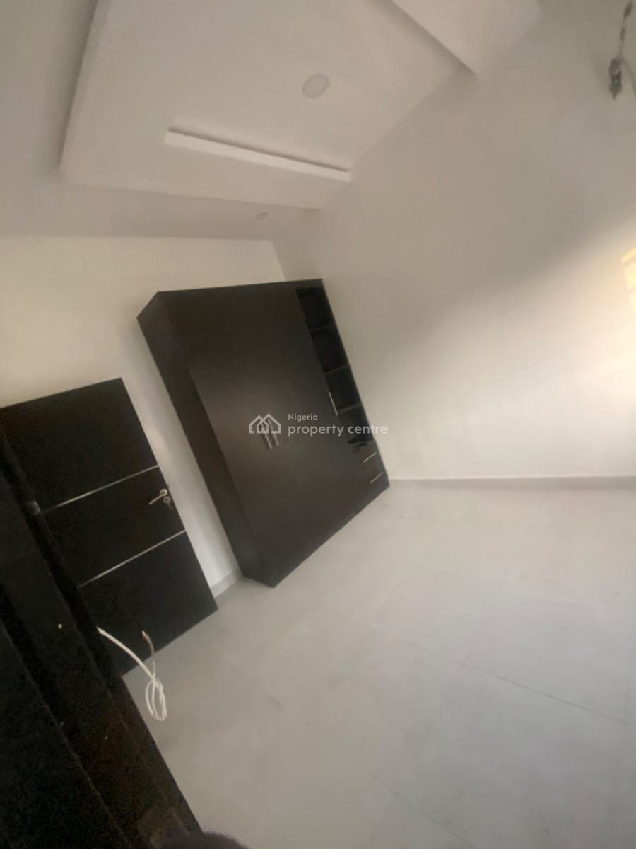 Luxuriously Spacious Nice 4bed Bedroom Duplex Terrace, No 25 Omolola Close Sangotedo, Sangotedo, Ajah, Lagos, House for Rent