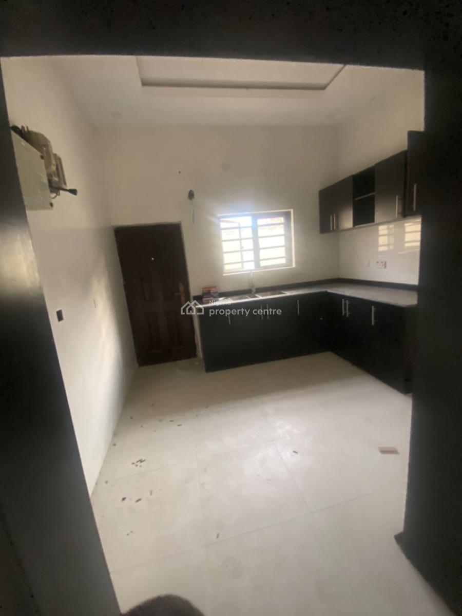 Luxuriously Spacious Nice 4bed Bedroom Duplex Terrace, No 25 Omolola Close Sangotedo, Sangotedo, Ajah, Lagos, House for Rent