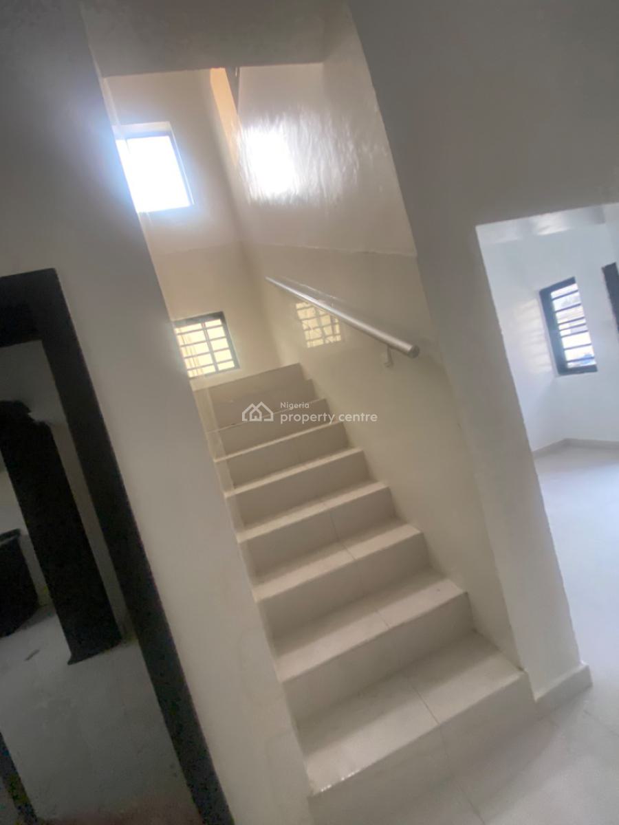 Luxuriously Spacious Nice 4bed Bedroom Duplex Terrace, No 25 Omolola Close Sangotedo, Sangotedo, Ajah, Lagos, House for Rent