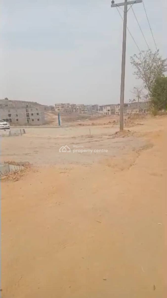 10 Hectres of Land with Right of Occupancy, Guzape District, Abuja, Mixed-use Land for Sale
