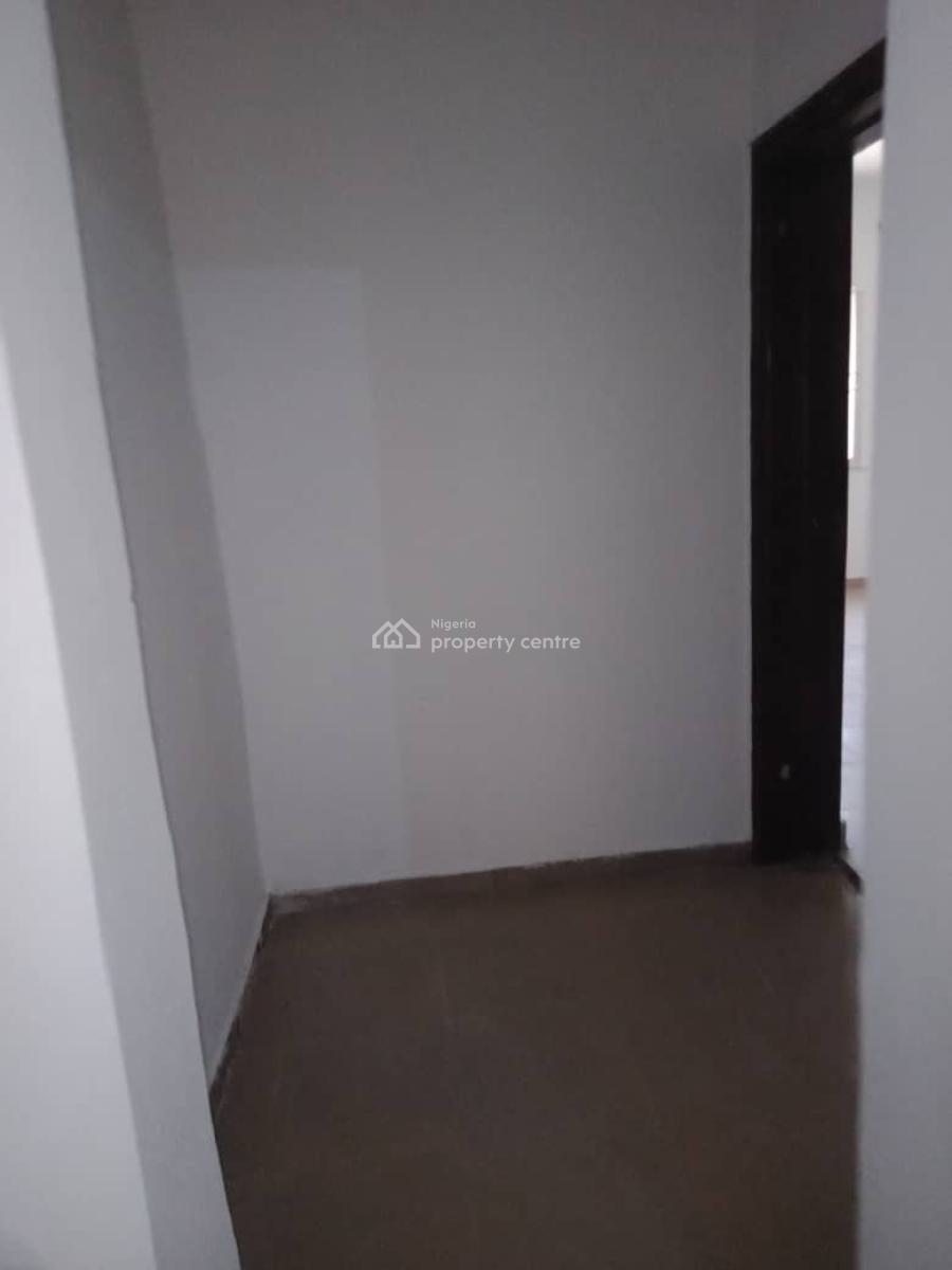 Luxuriously Spacious Mini Flat, No 4 Rafiu Street, Sangotedo, Ajah, Lagos, Mini Flat (room and Parlour) for Rent