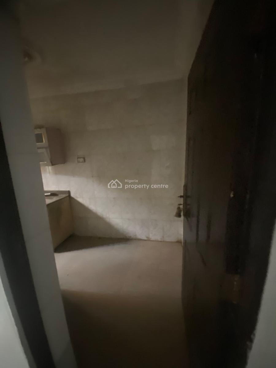 Luxuriously Spacious 2 Bedroom Flat Apartment, No 4 Rafiu Street, Sangotedo, Ajah, Lagos, House for Rent