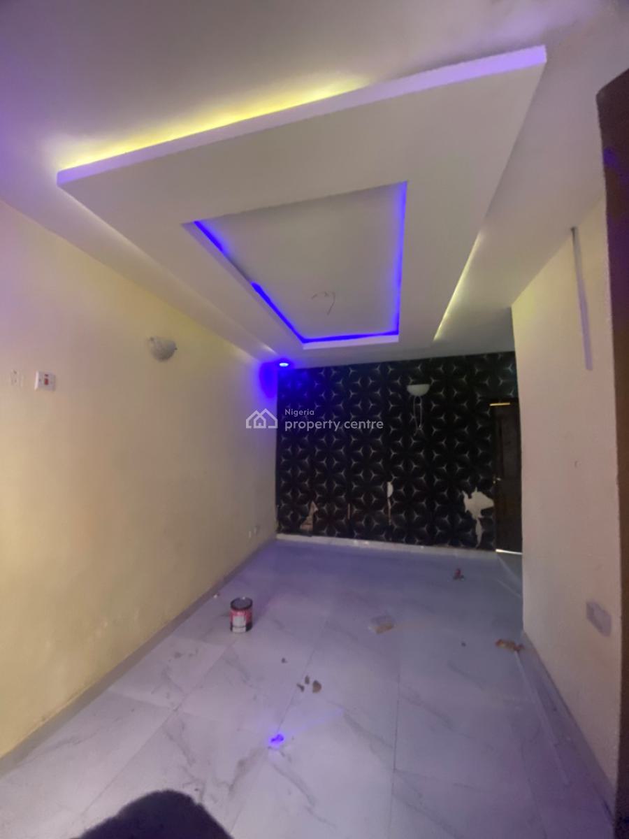 Luxuriously Spacious Mini Flat Apartment, No 4 Rafiu Street, Sangotedo, Ajah, Lagos, Mini Flat (room and Parlour) for Rent