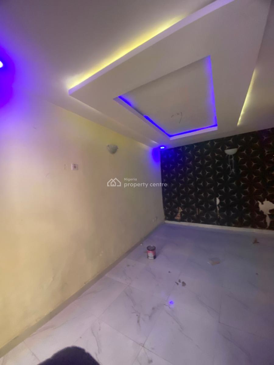 Luxuriously Spacious Mini Flat Apartment, No 4 Rafiu Street, Sangotedo, Ajah, Lagos, Mini Flat (room and Parlour) for Rent
