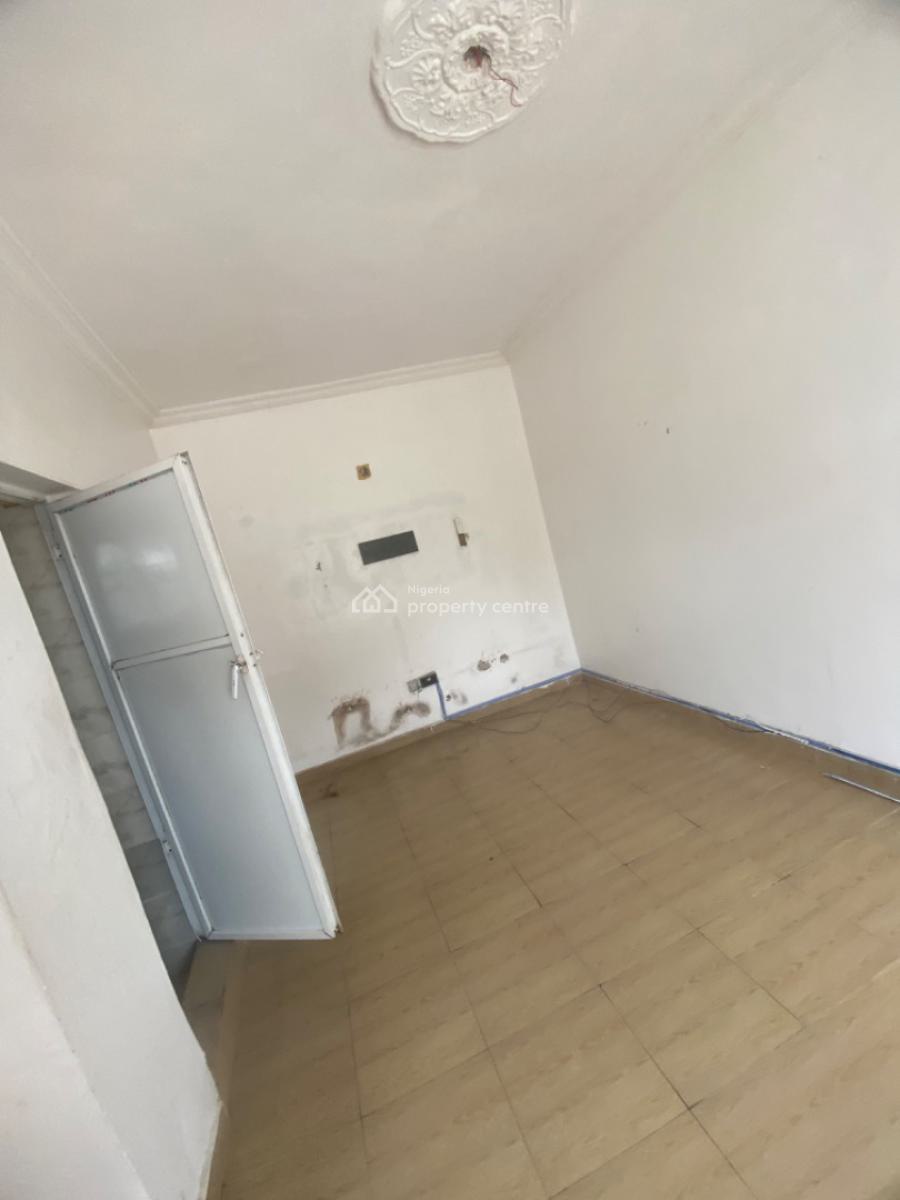 Luxuriously Spacious Nice Self Contain, No 4 Rafiu Street, Onosa, Ibeju Lekki, Lagos, Self Contain (single Rooms) for Rent