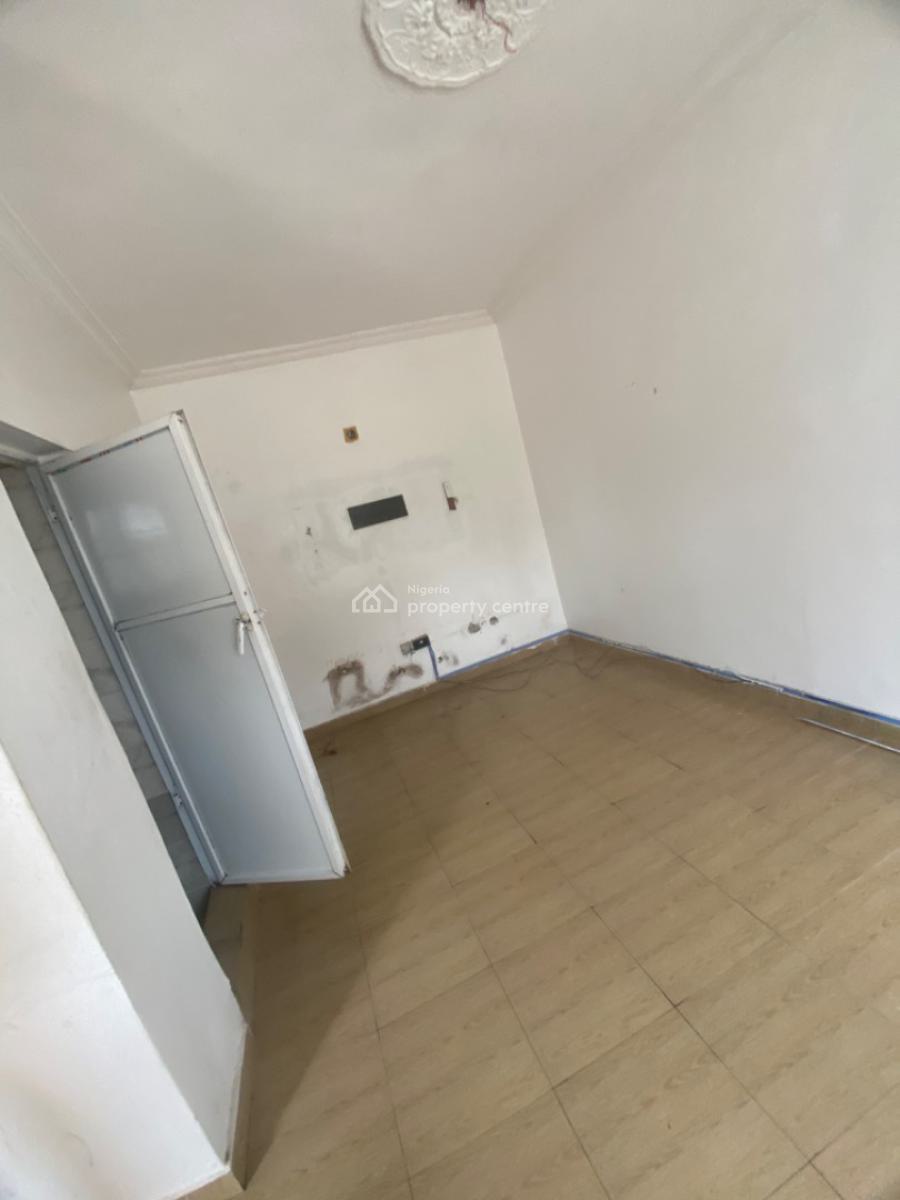 Luxuriously Spacious Nice Self Contain, No 4 Rafiu Street, Onosa, Ibeju Lekki, Lagos, Self Contain (single Rooms) for Rent