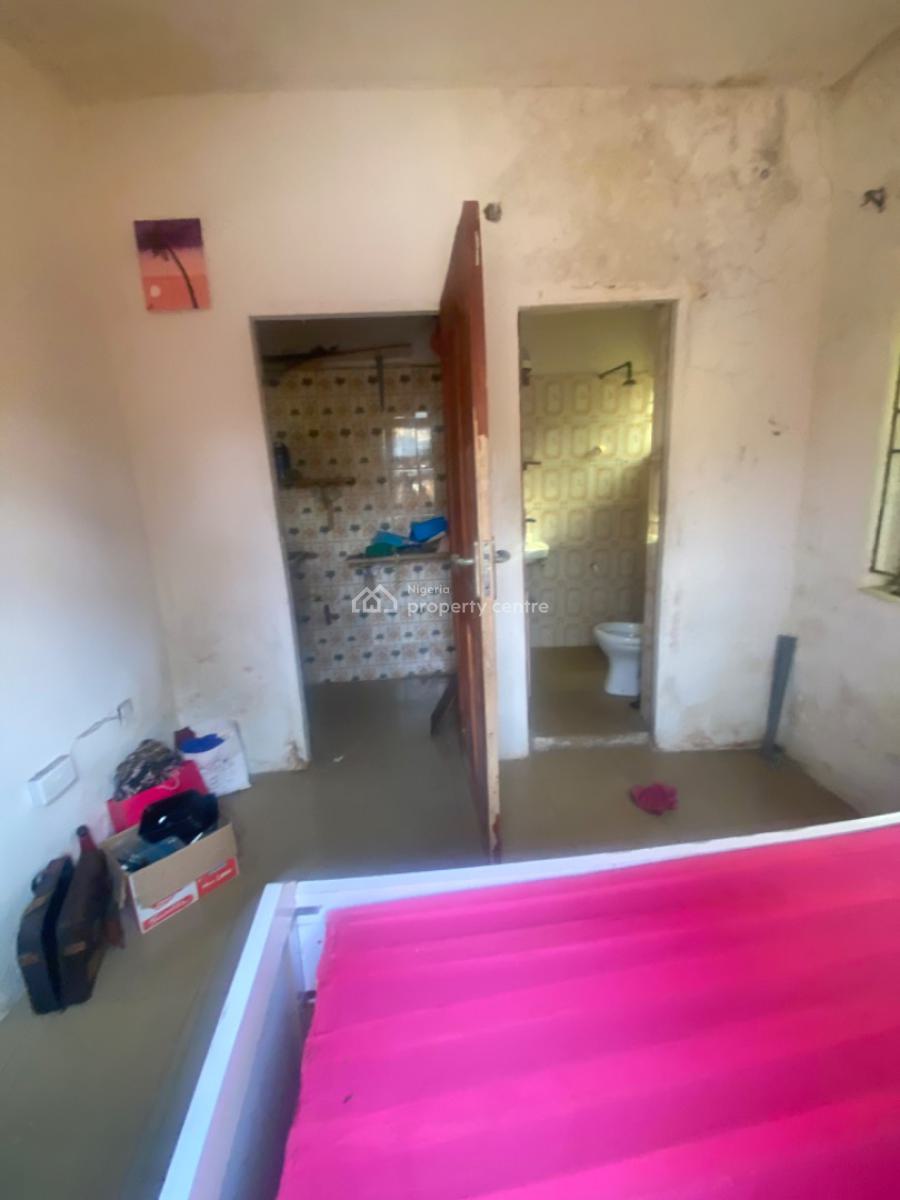 Luxuriously Spacious Nice Self Contain, No. 4, Rafiu Street, Sangotedo, Ajah, Lagos, Self Contain (single Rooms) for Rent