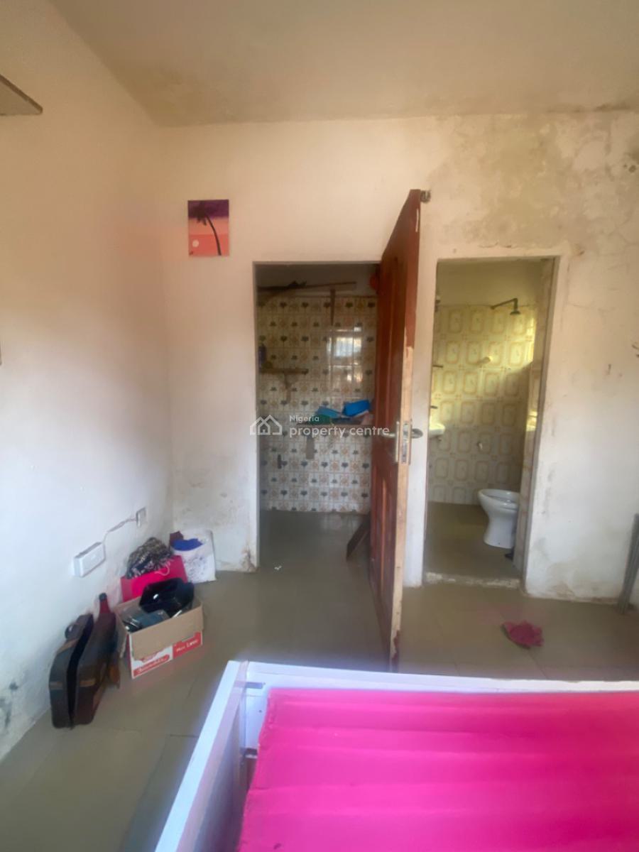 Luxuriously Spacious Nice Self Contain, No. 4, Rafiu Street, Sangotedo, Ajah, Lagos, Self Contain (single Rooms) for Rent