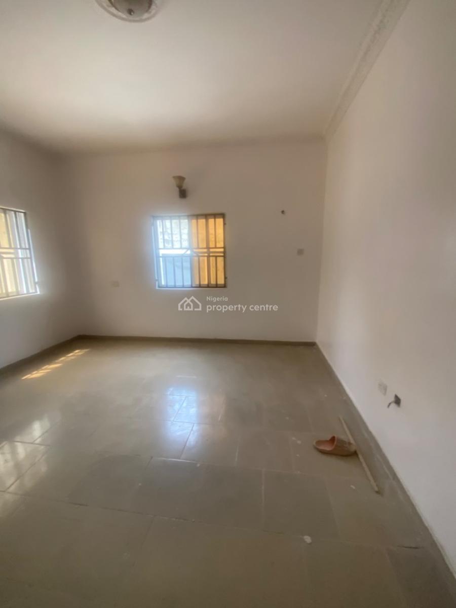 Luxuriously Spacious Nice 2 Bedroom Flat, No. 4, Rafiu Street, Sangotedo, Ajah, Lagos, House for Rent