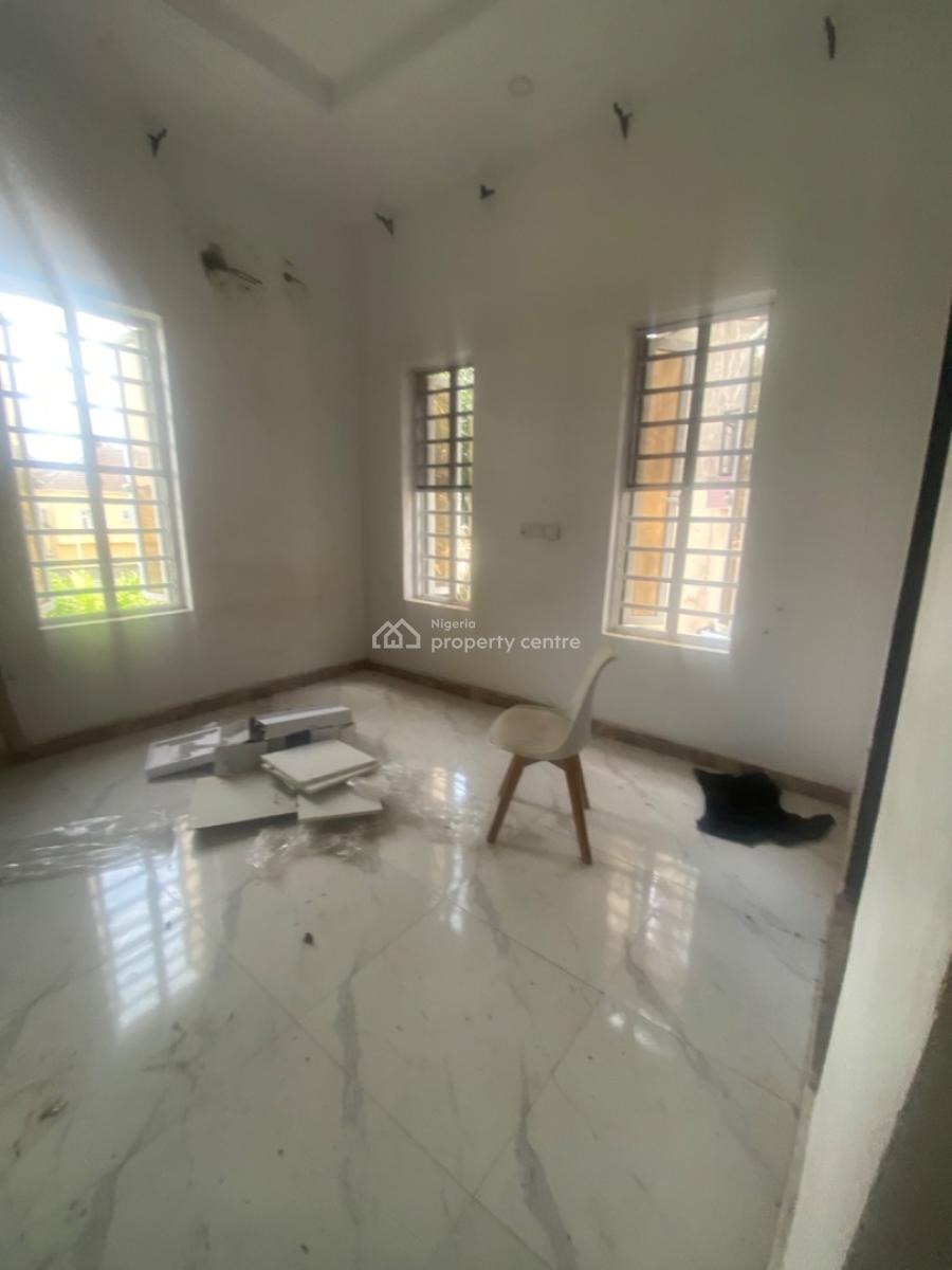 Luxuriously Spacious Nice 2 Bedroom Flat, No. 4, Rafiu Street, Sangotedo, Ajah, Lagos, House for Rent
