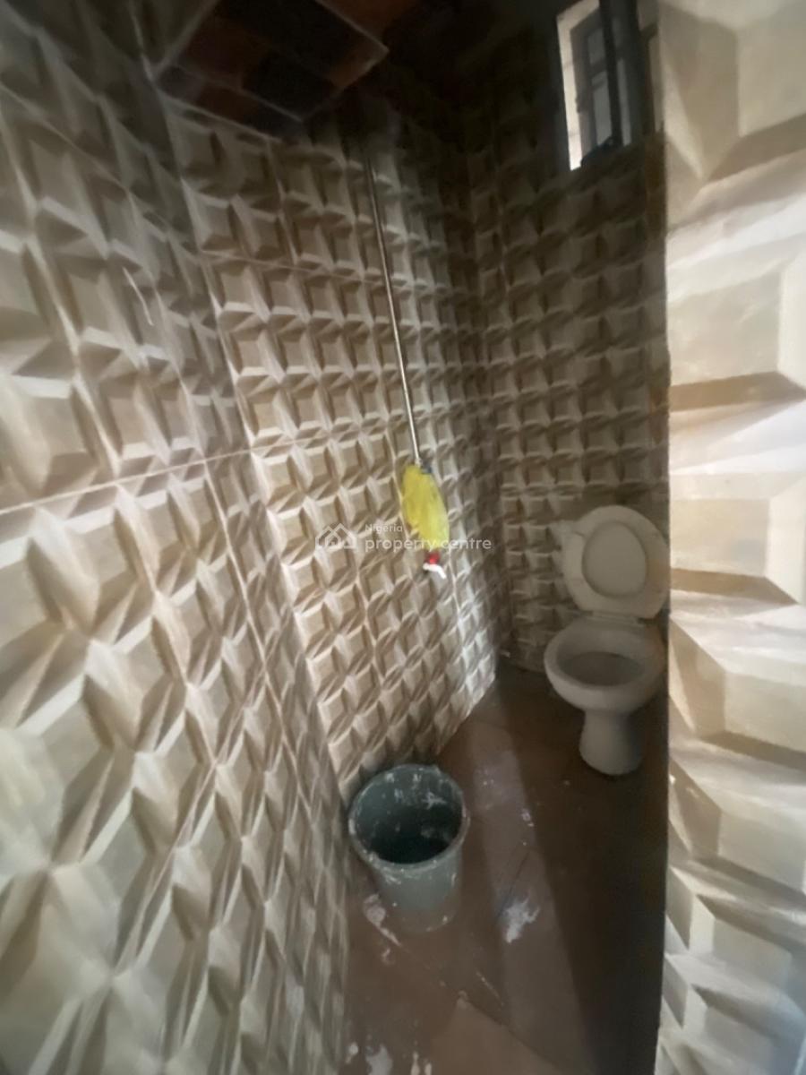Luxuriously Spacious Nice Mini Flat, No. 4, Rafiu Street, Sangotedo, Ajah, Lagos, Mini Flat (room and Parlour) for Rent
