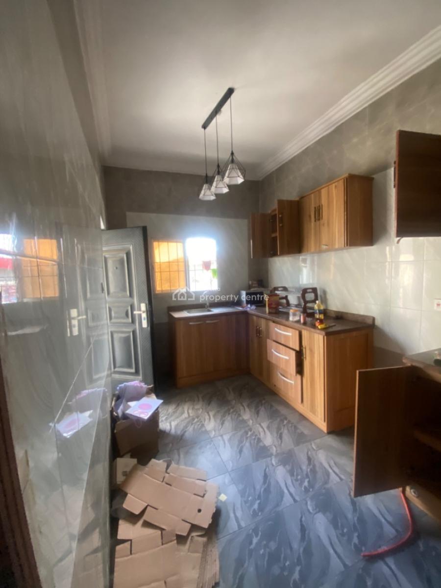 Luxuriously Spacious Nice 2bedroom Flat, No. 4, Rafiu Street, Sangotedo, Ajah, Lagos, House for Rent