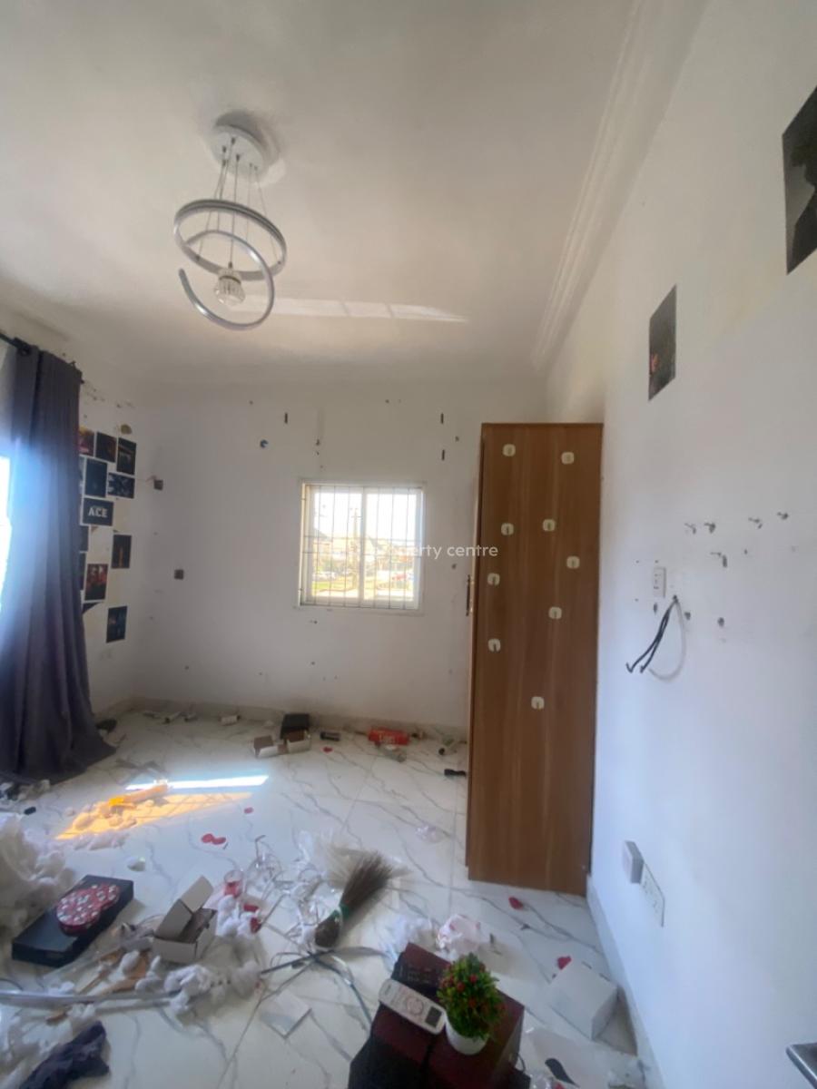 Luxuriously Spacious Nice 2bedroom Flat, No. 4, Rafiu Street, Sangotedo, Ajah, Lagos, House for Rent