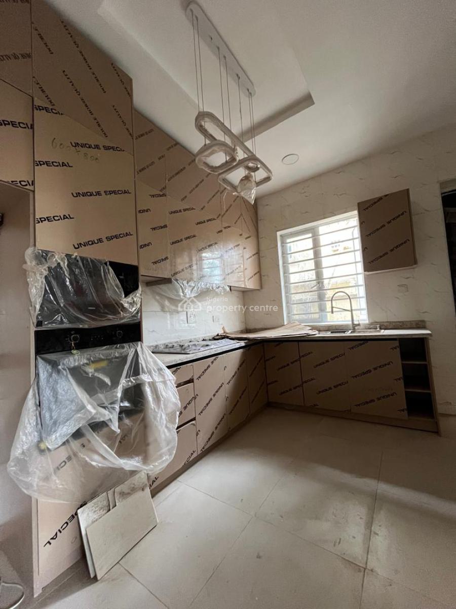 4 Bedrooms Terraced Duplex with Bq + Family Lounge + Walk-in Closet, Adeniyi Jones, Ikeja, Lagos, Terraced Duplex for Sale