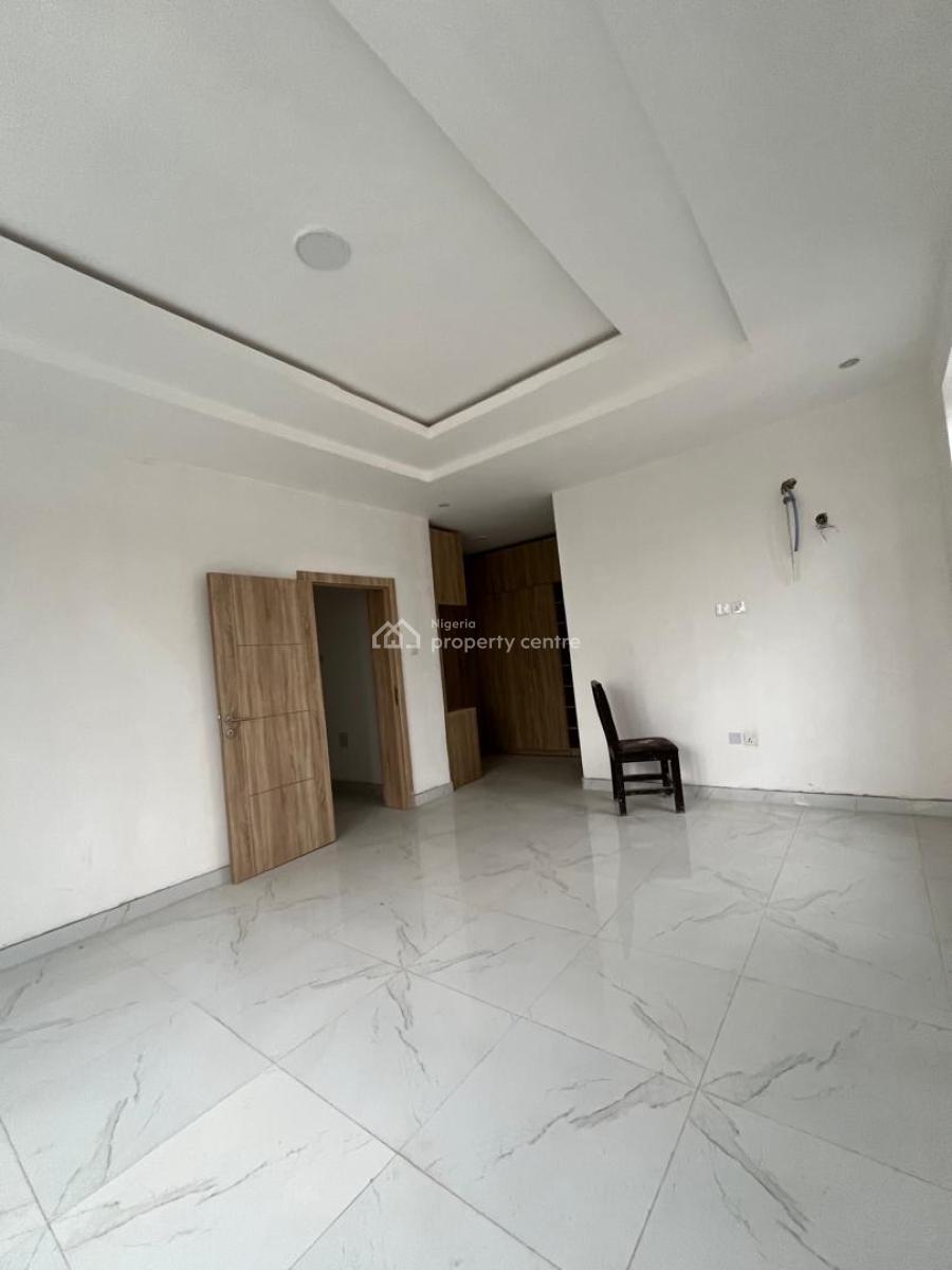 4 Bedrooms Terraced Duplex with Bq + Family Lounge + Walk-in Closet, Adeniyi Jones, Ikeja, Lagos, Terraced Duplex for Sale