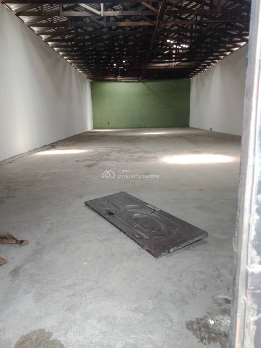 Luxuriously Nice Spacious Warehouse, No 12 Suru Street, Sangotedo, Ajah, Lagos, Warehouse for Rent