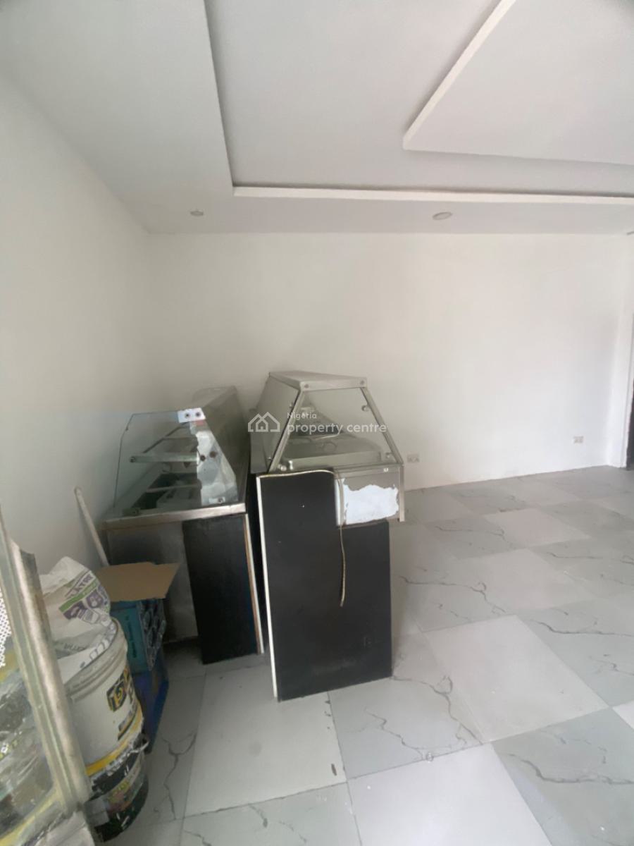Luxuriously Nice Spacious Shop, No 12 Suru Street, Sangotedo, Ajah, Lagos, Restaurant / Bar for Rent