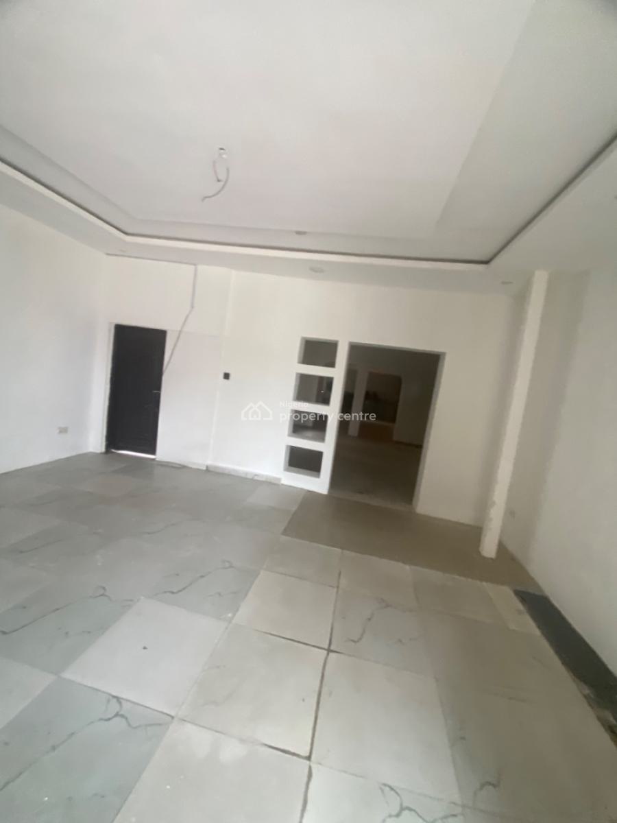 Luxuriously Nice Spacious Shop, No 12 Suru Street, Sangotedo, Ajah, Lagos, Restaurant / Bar for Rent