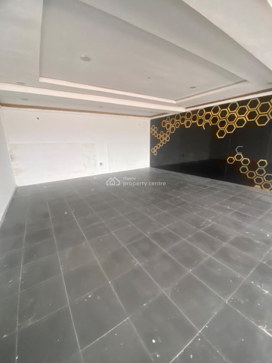 Luxuriously Nice Spacious Shop, No 12 Suru Street, Sangotedo, Ajah, Lagos, Restaurant / Bar for Rent