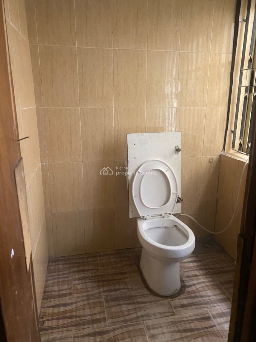 Luxuriously Nice Spacious Shop, No 12 Suru Street, Sangotedo, Ajah, Lagos, Restaurant / Bar for Rent