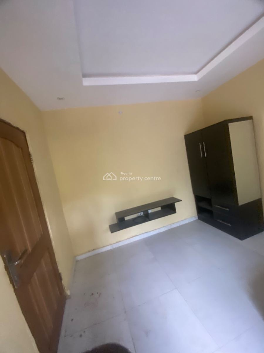 Luxuriously Nice Spacious Self Contain, No 12 Suru Street Desa Ibeju Lekki, Opposite Bankole Street, Alatise, Ibeju Lekki, Lagos, Self Contain (single Rooms) for Rent