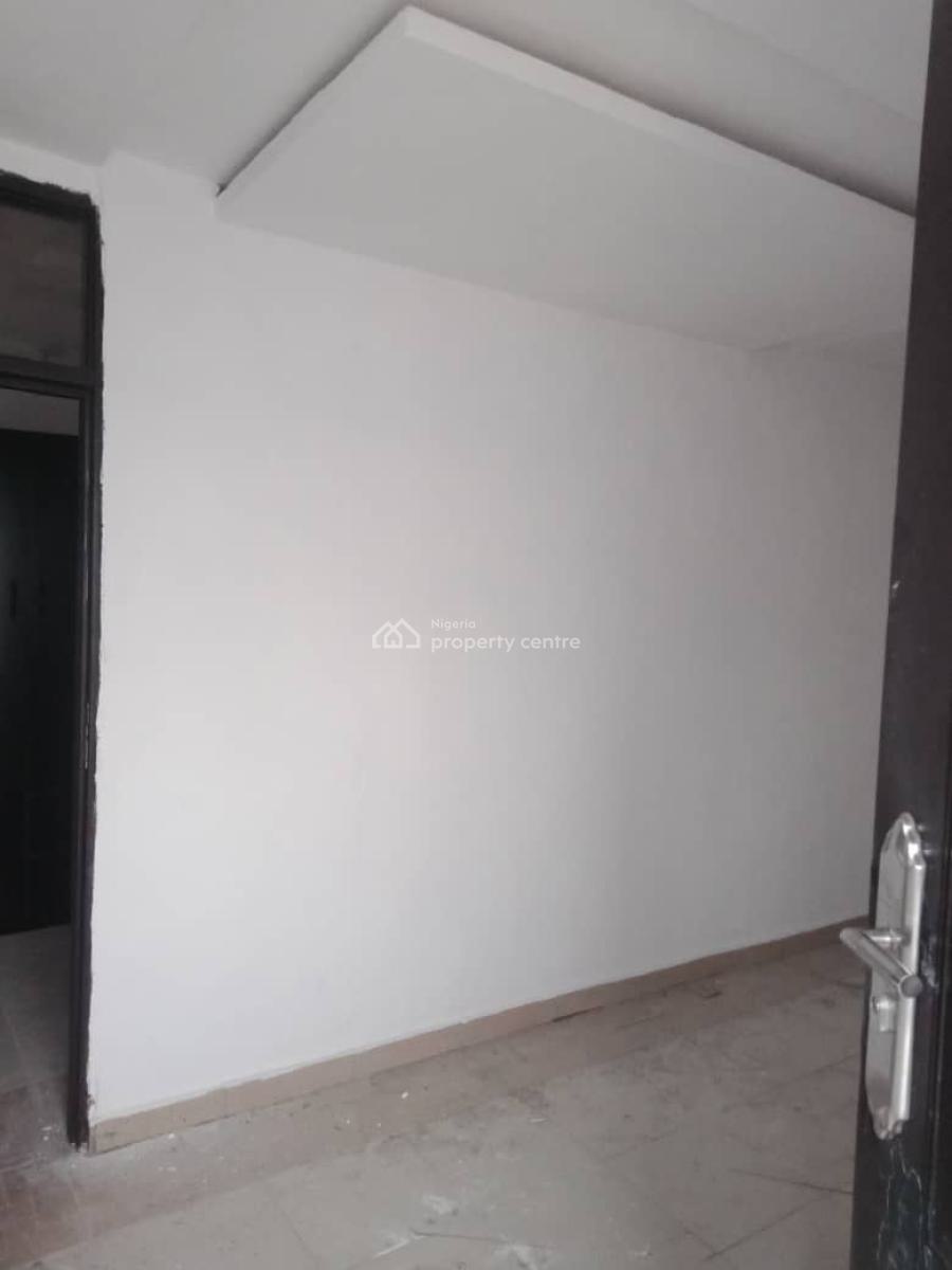 Luxuriously and Spacious Nice Mini Flat, 13b, Segun Street  Thomas Estate Ajah, Sangotedo, Ajah, Lagos, Mini Flat (room and Parlour) for Rent