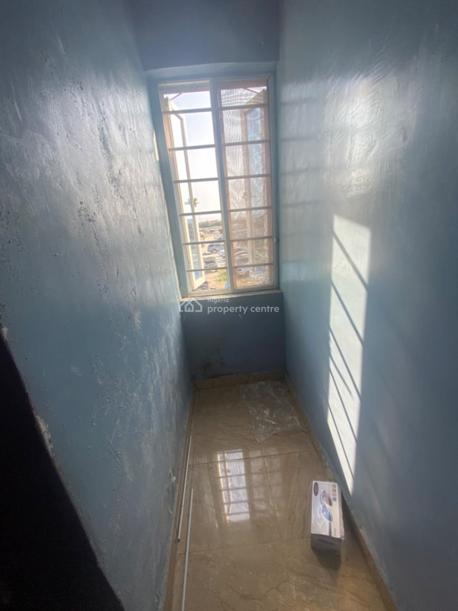 Luxuriously and Spacious Mini Flat, 13b, Segun Street Abijo Gra, Abijo, Lekki, Lagos, Mini Flat (room and Parlour) for Rent