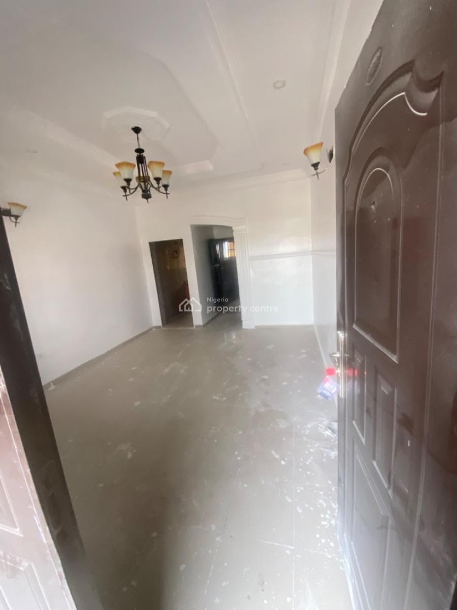 Luxuriously and Spacious Mini Flat, 13b, Segun Street, Sangotedo, Ajah, Lagos, Mini Flat (room and Parlour) for Rent