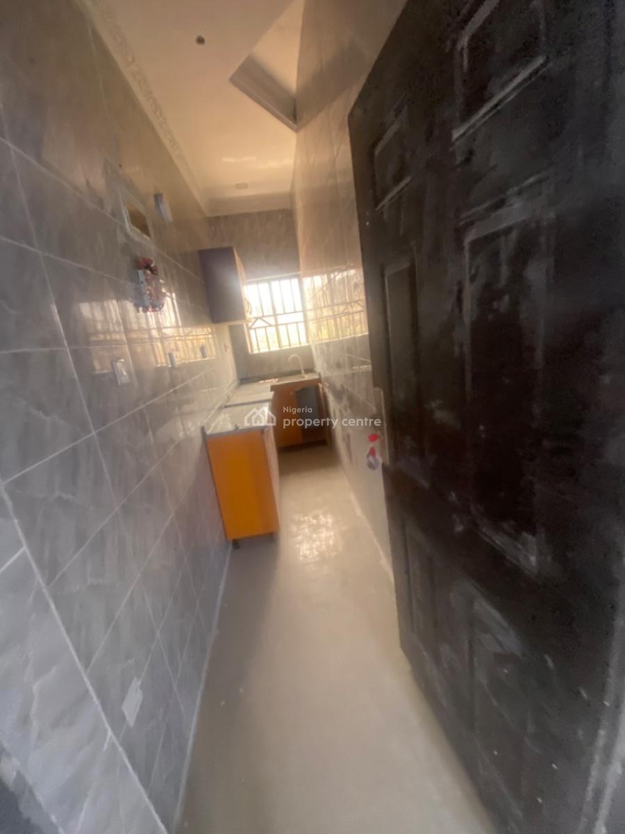 Luxuriously and Spacious Mini Flat, 13b, Segun Street, Sangotedo, Ajah, Lagos, Mini Flat (room and Parlour) for Rent